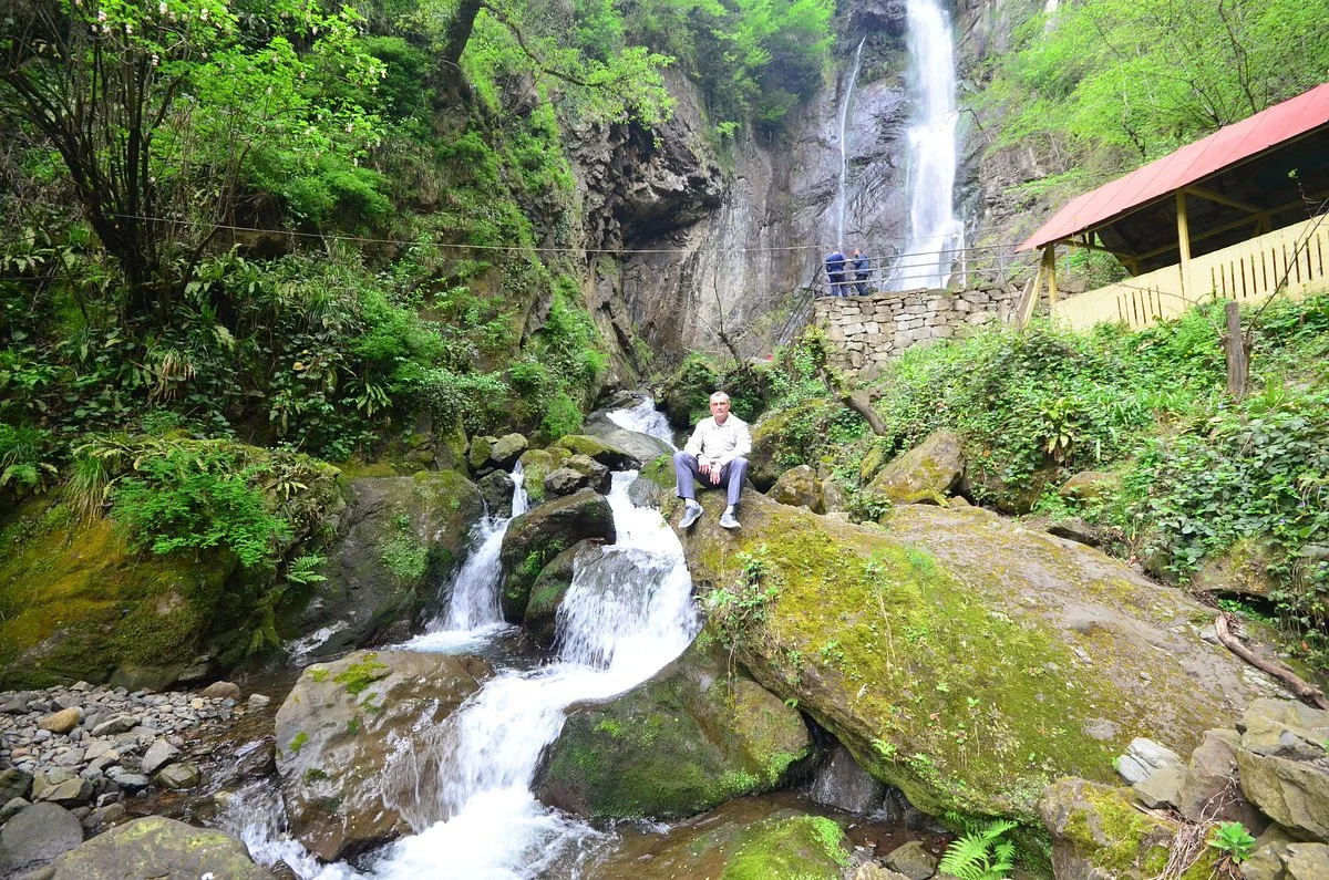 رحلة شلال ماخونسيتي